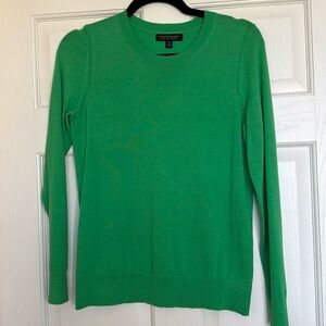 Banana Republic “extra fine merino wool” Green sweater, small, good condition